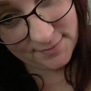 Meet your Posher, Chrissy